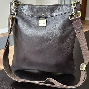 CLAVA chocolate brown leather turn lock crossbody bag